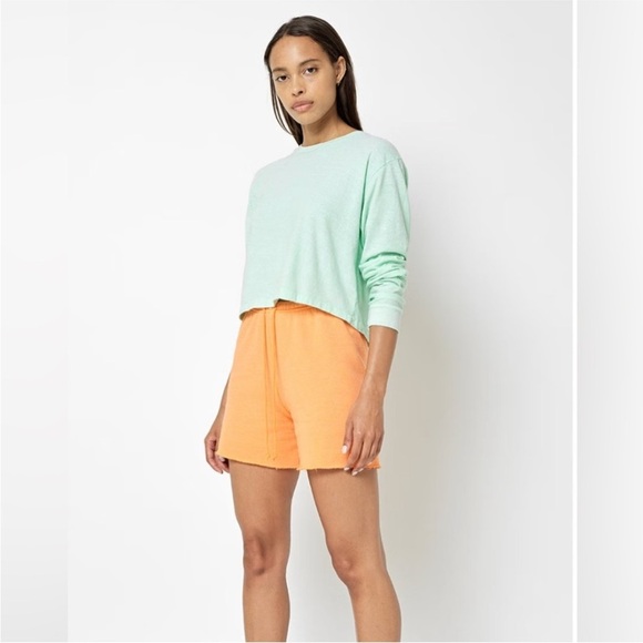 John Elliott Tops - John Elliott Jersey Long Sleeve Cropped Tee in Mint Size 4/XL